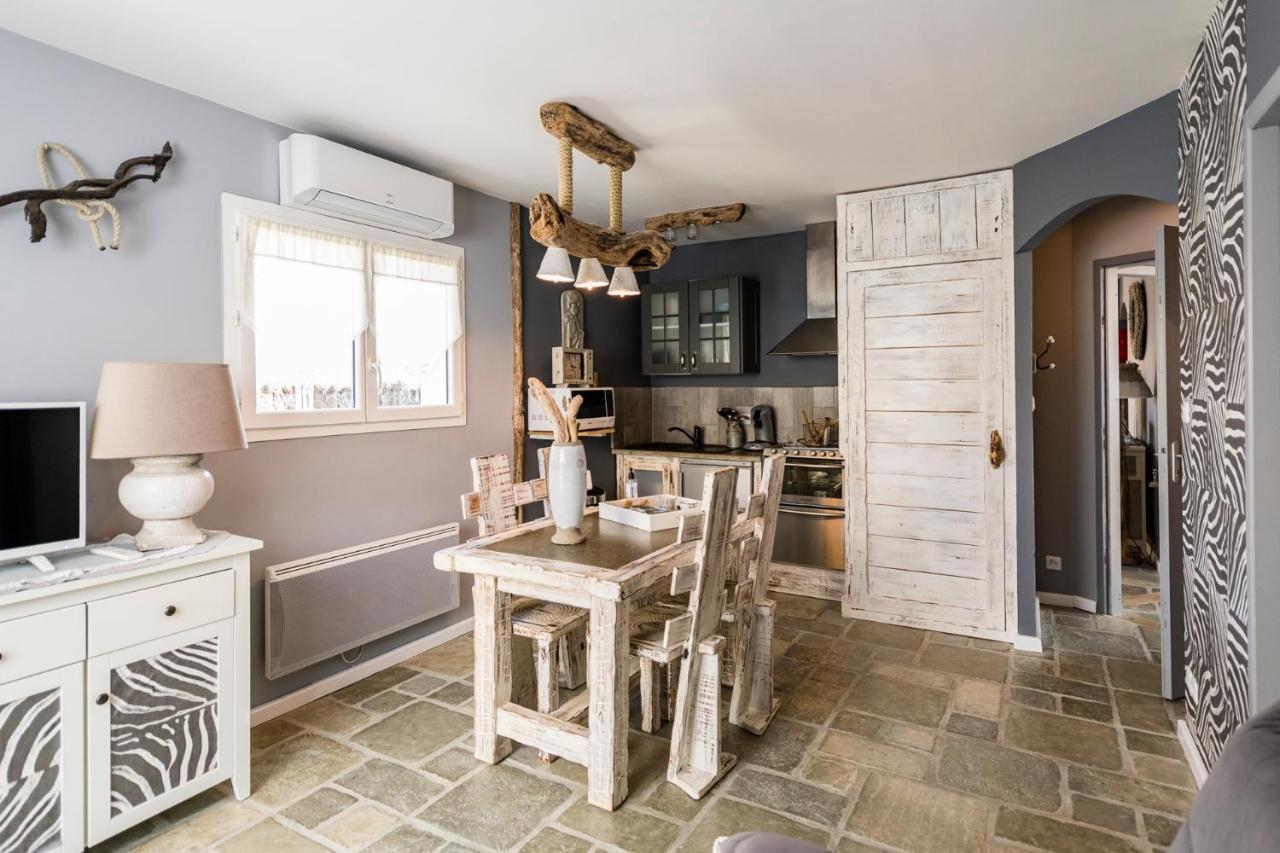 Charme & Confort- Les Cottages Du Bassin D'Arcachon- Petit-Dejeuner Sur Demande - Nuitee, Court Sejour, Semaine กูฌ็อง-เมสทราส ภายนอก รูปภาพ