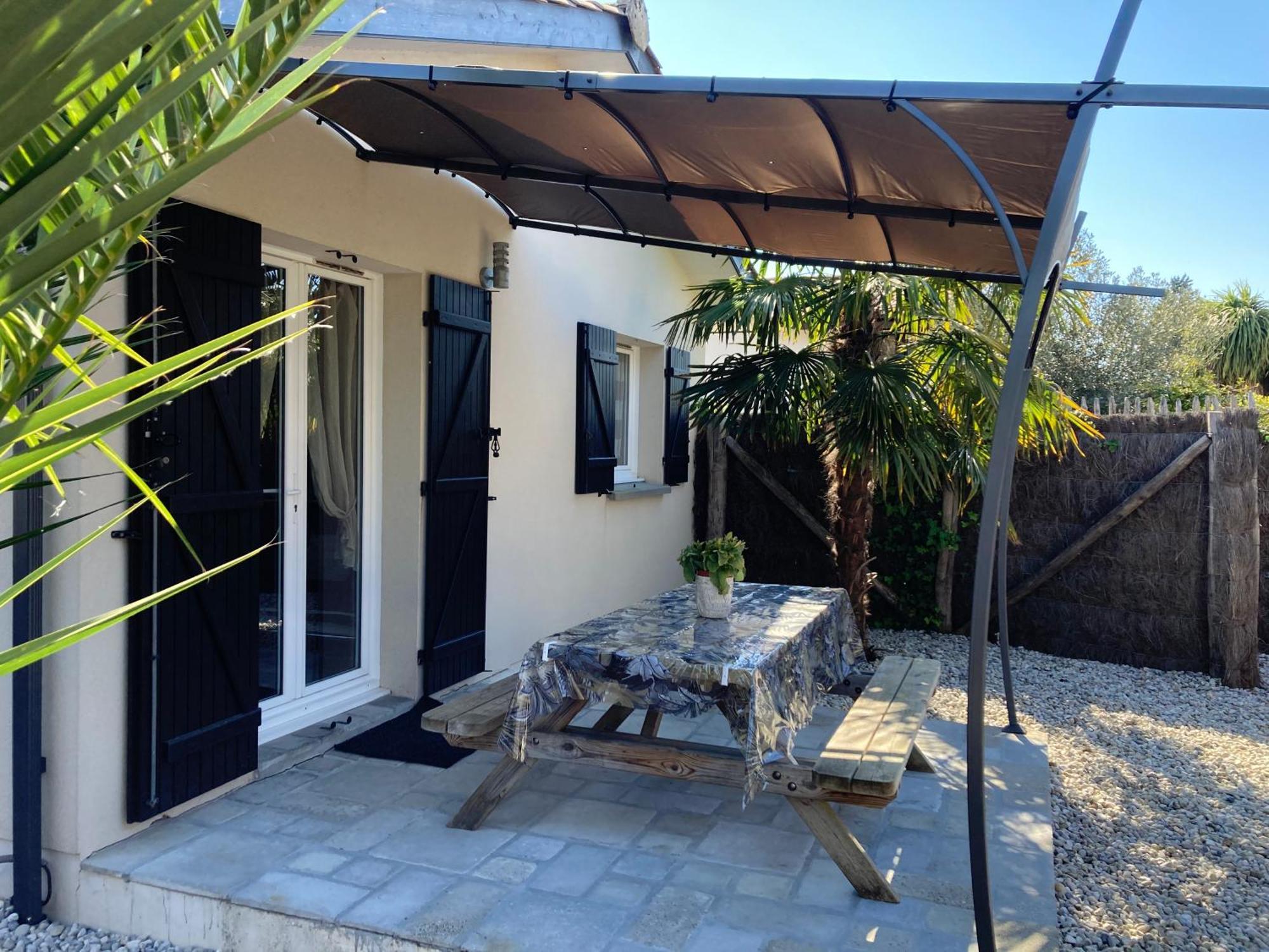 Charme & Confort- Les Cottages Du Bassin D'Arcachon- Petit-Dejeuner Sur Demande - Nuitee, Court Sejour, Semaine กูฌ็อง-เมสทราส ภายนอก รูปภาพ